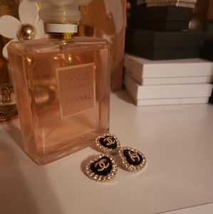 COPY - Authetic CHANEL buttons black heart rhinestones